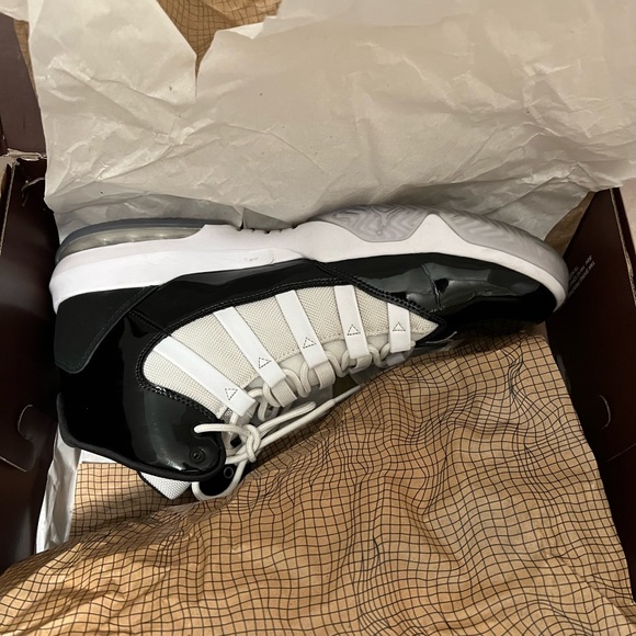 Jordan Max Aura - Picture 3 of 4